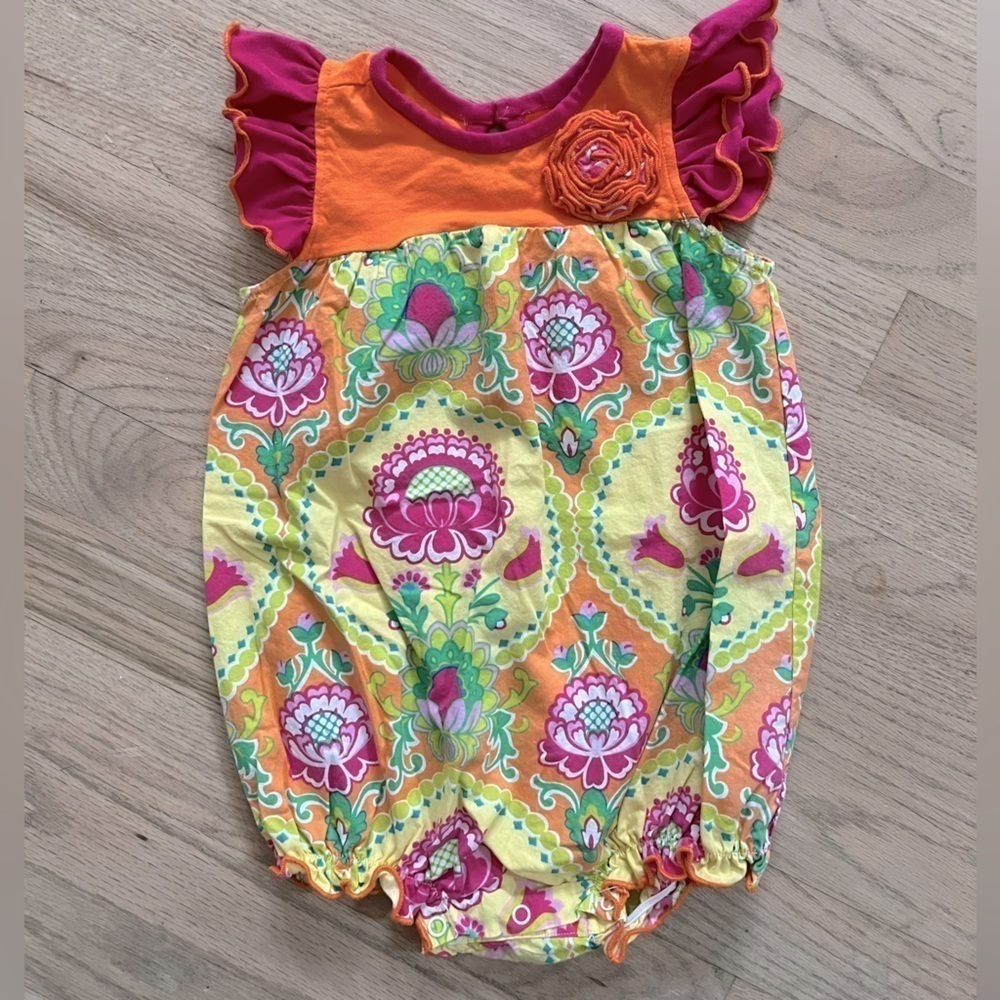 Three Sisters Floral Bubble Romper Sz 24 Mo Flutter Sleeve Pink Green Orange